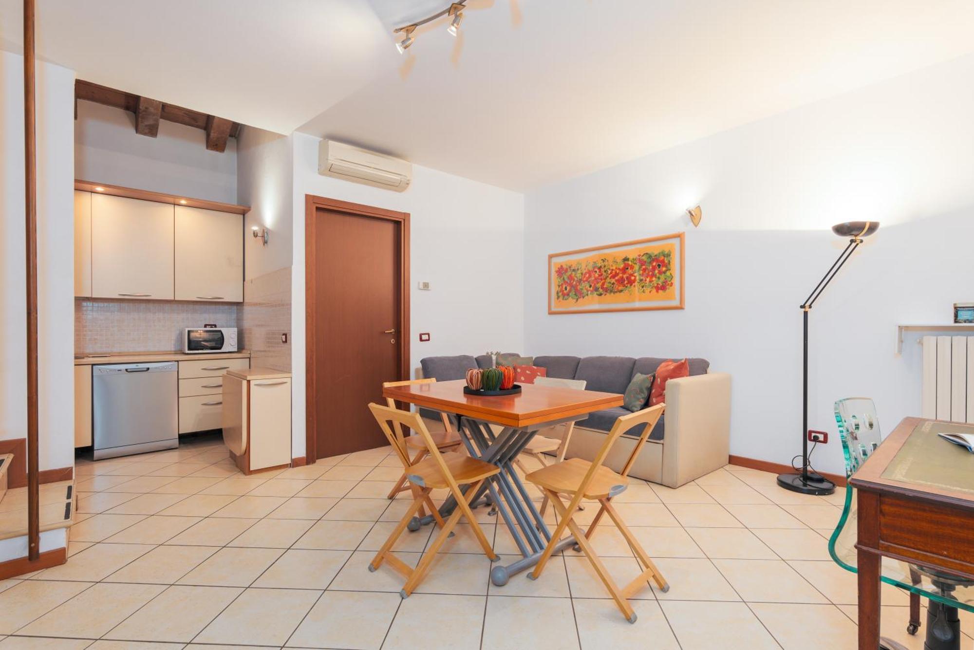 Keys Of Italy - Salutati Stylish Bedroom Apartment Mailand